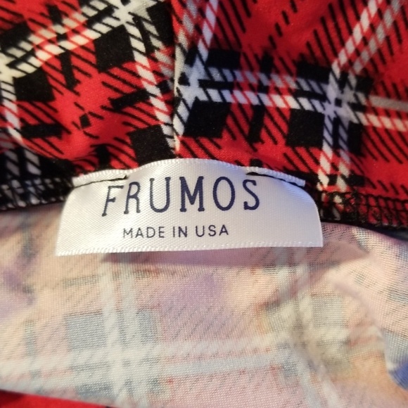 💋Frumos Plaid Tulip Hem Cowl Neck Tunic small size available only - Picture 7 of 8